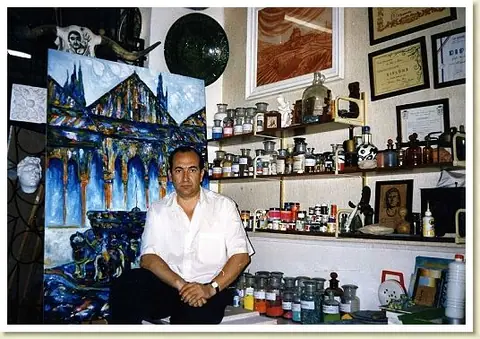 Manuel Ruiz en su estudio