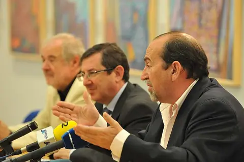 Rueda de prensa · 23 de junio de 2010